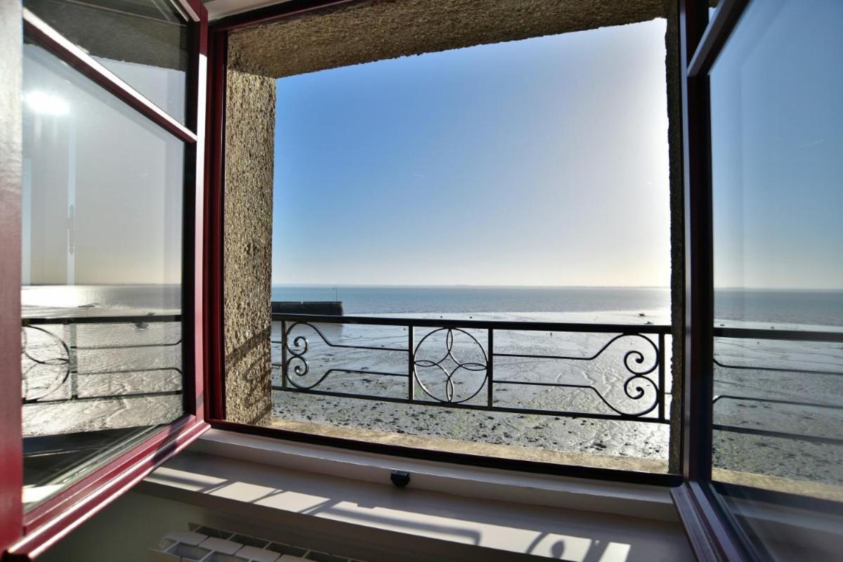 Lostra 2 - Appartement Avec Mezzanine, Front De Mer A Cancale Sur Le Port De La Houle Buitenkant foto